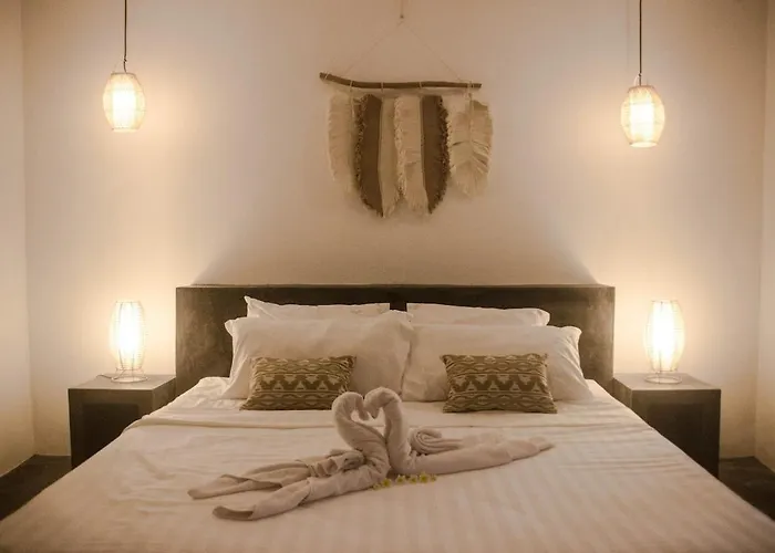 Stylish 2 Bedroom In - Bright & Airy