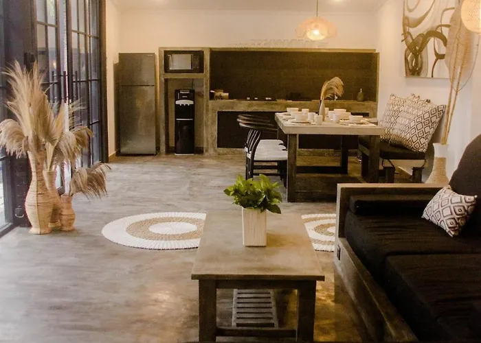Stylish 2 Bedroom In - Bright & Airy